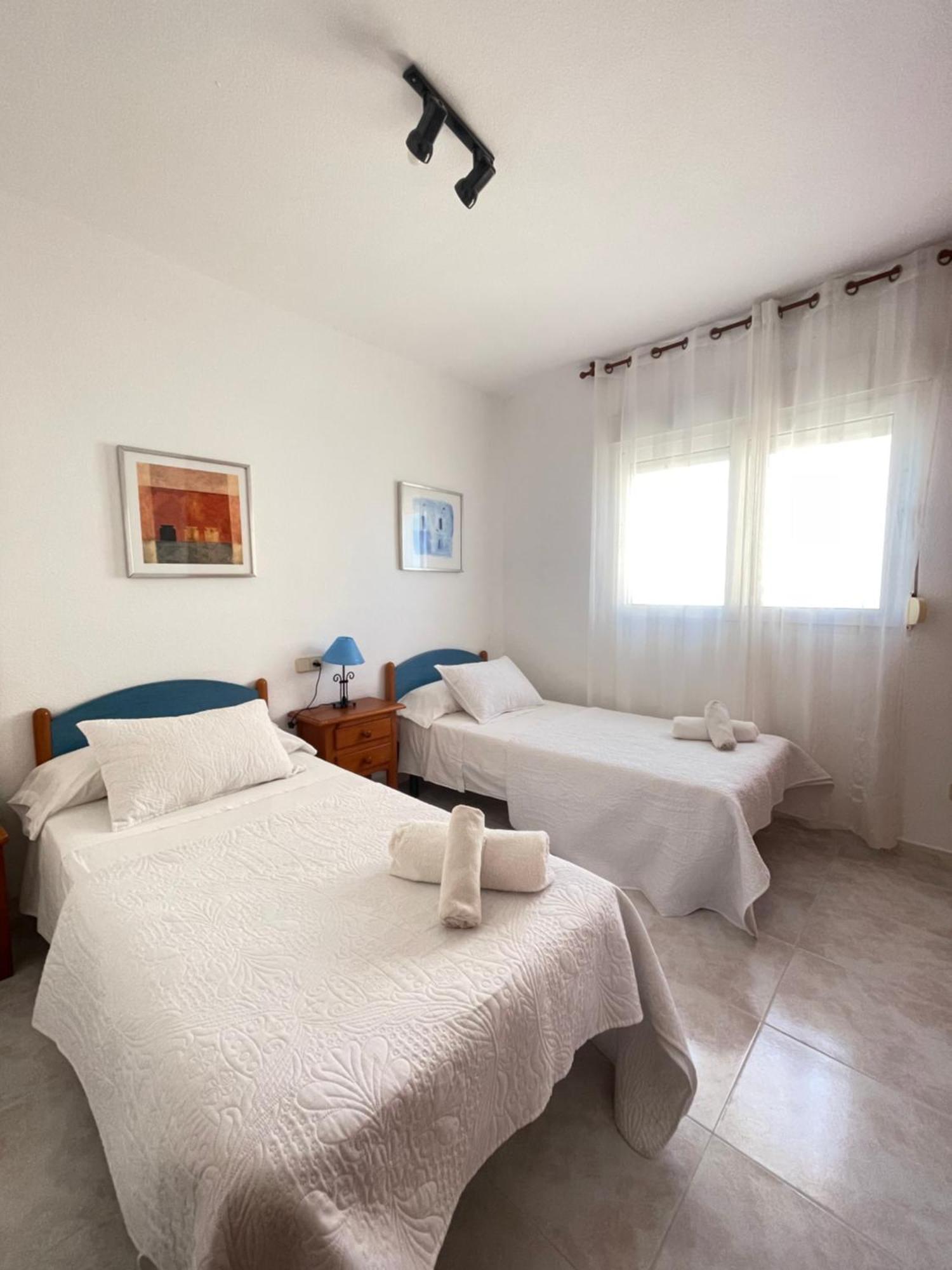 Apartamentos Copacabana Playa La Manga del Mar Menor Buitenkant foto
